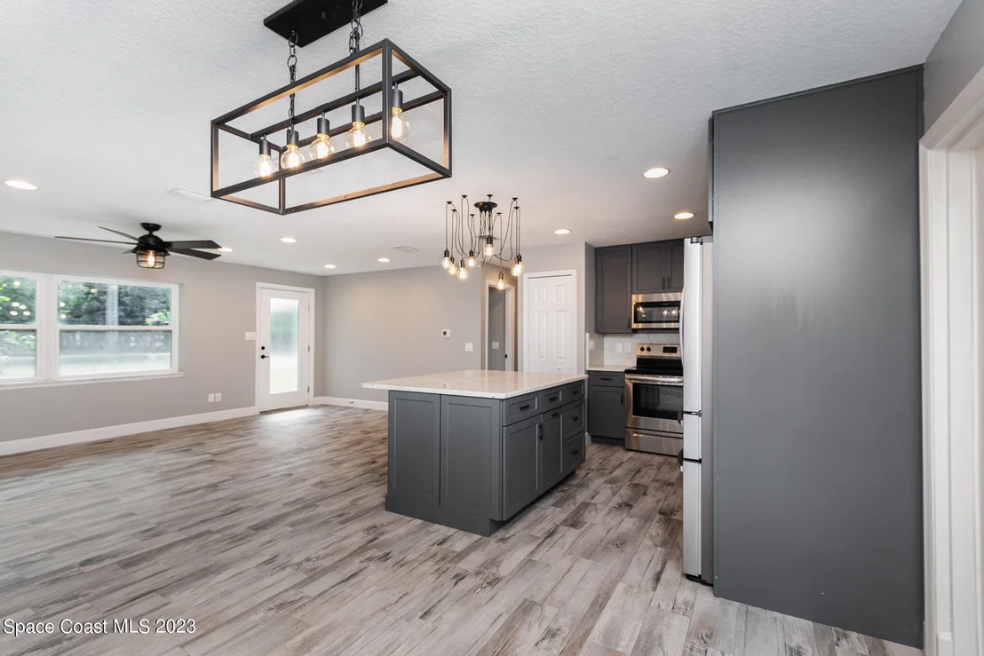 Photo of 4750 Rayburn Road