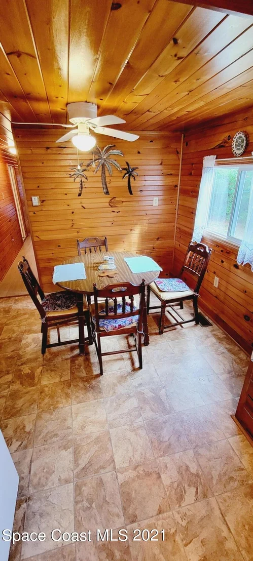 Photo of 6974 Ash Drive