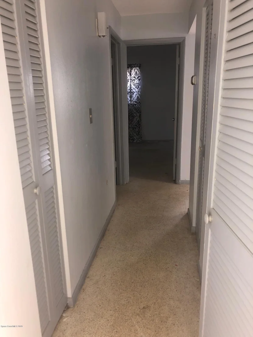 Photo of 1157 Cabot Drive NE