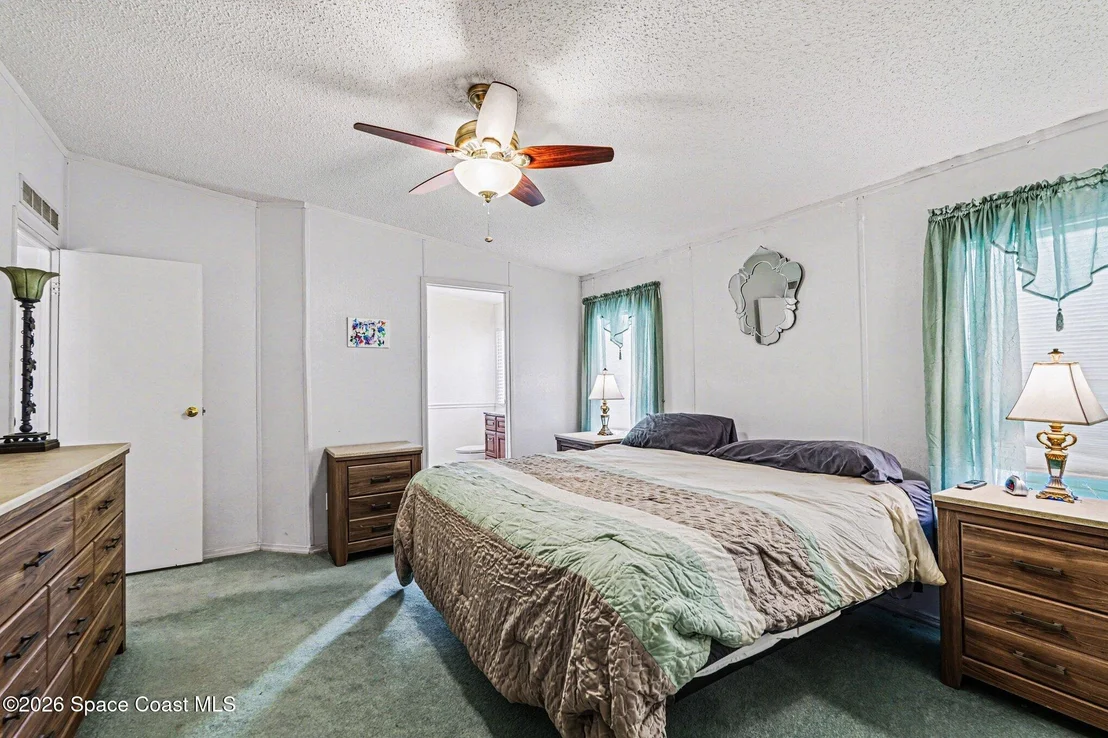 Photo of 210 Kiwi Drive