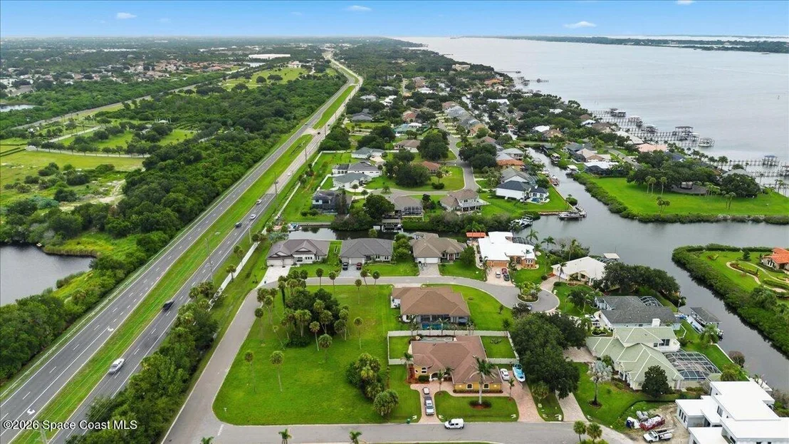 Photo of 505 Topsail Drive