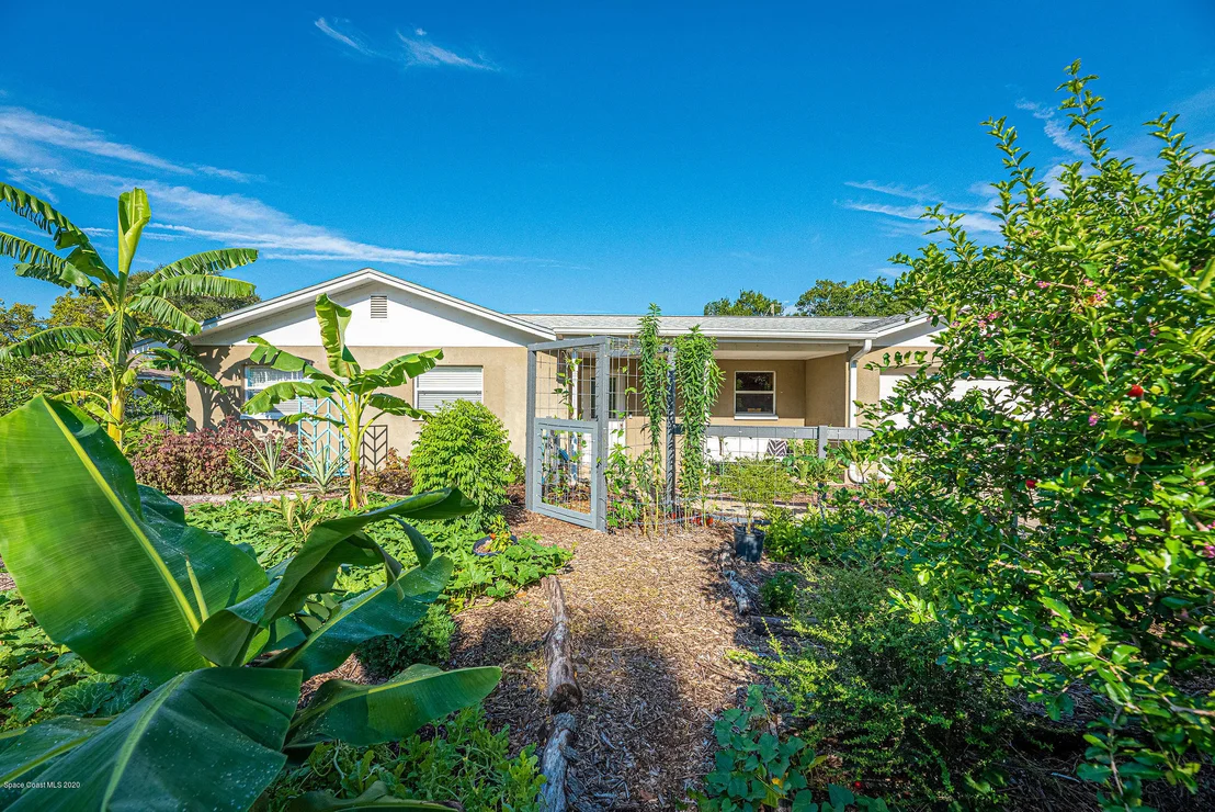 Photo of 2622 Diplomat Drive