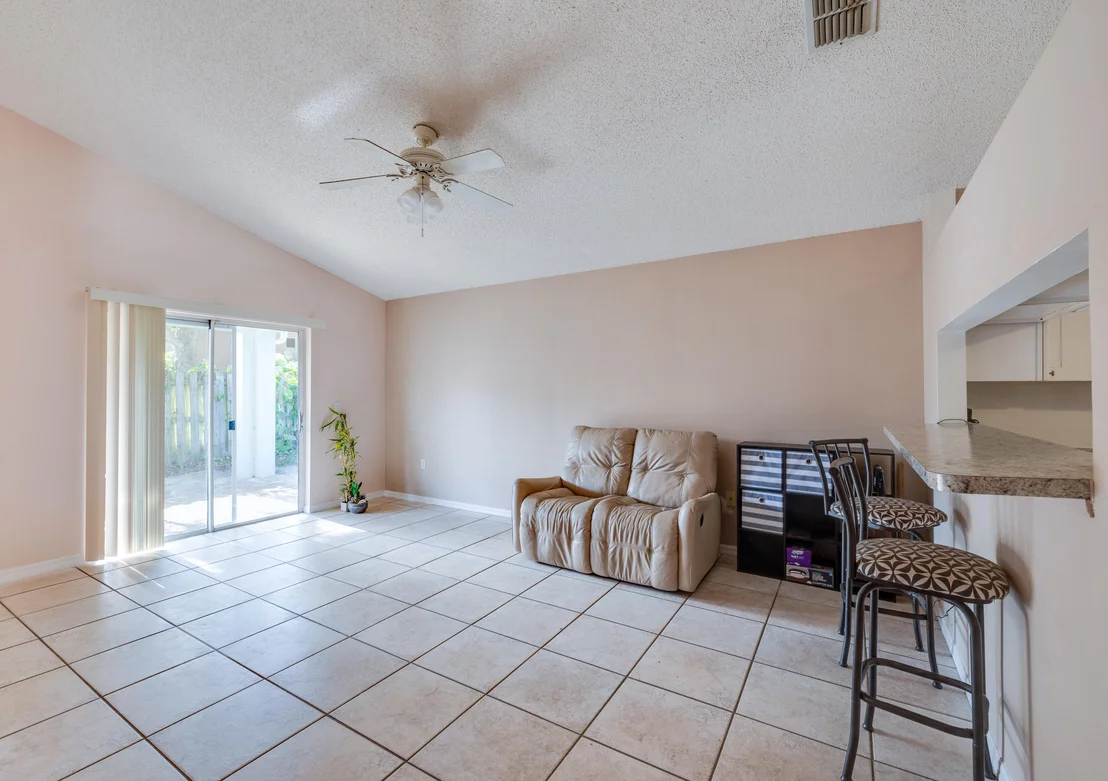Photo of 2981 Saint James Lane