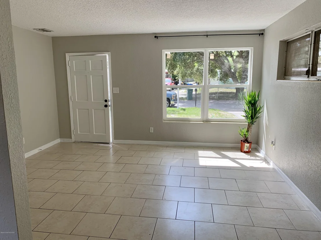 Photo of 1508 Cambridge Drive