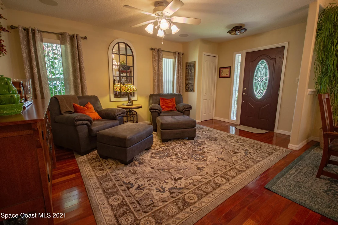 Photo of 4585 James Road