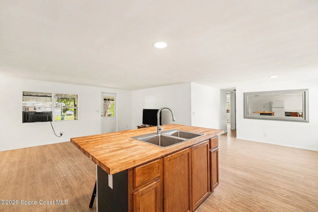 Photo of 519 Bowman Boulevard