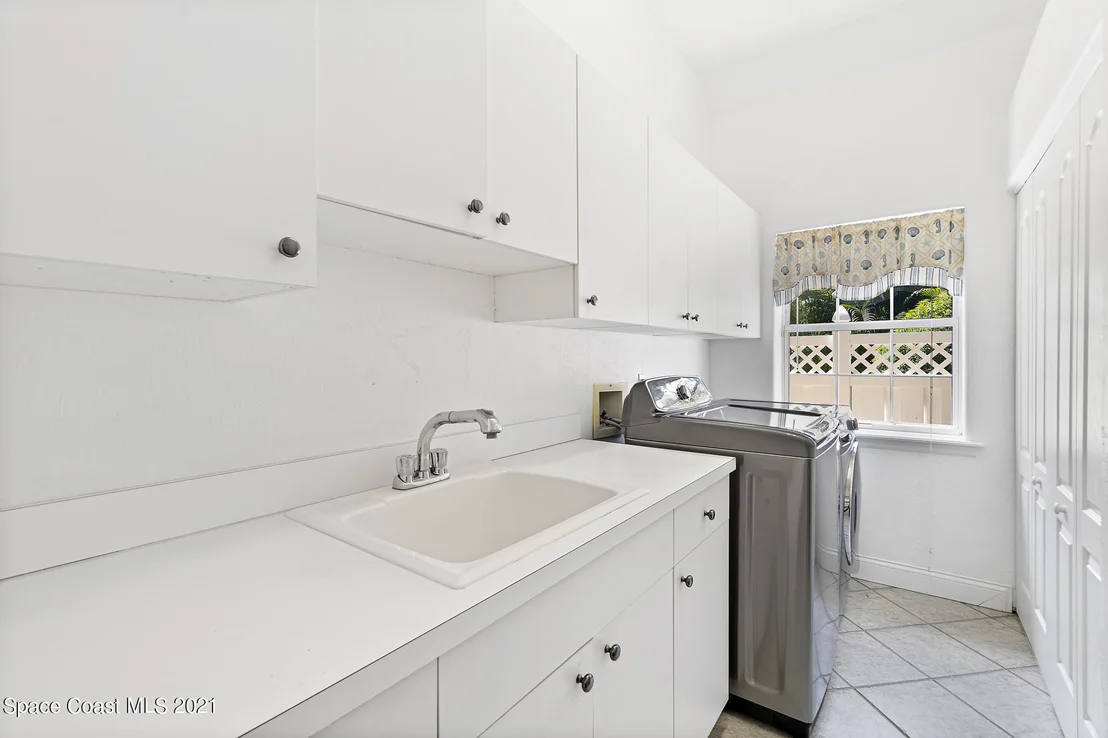Photo of 502 Topsail Drive