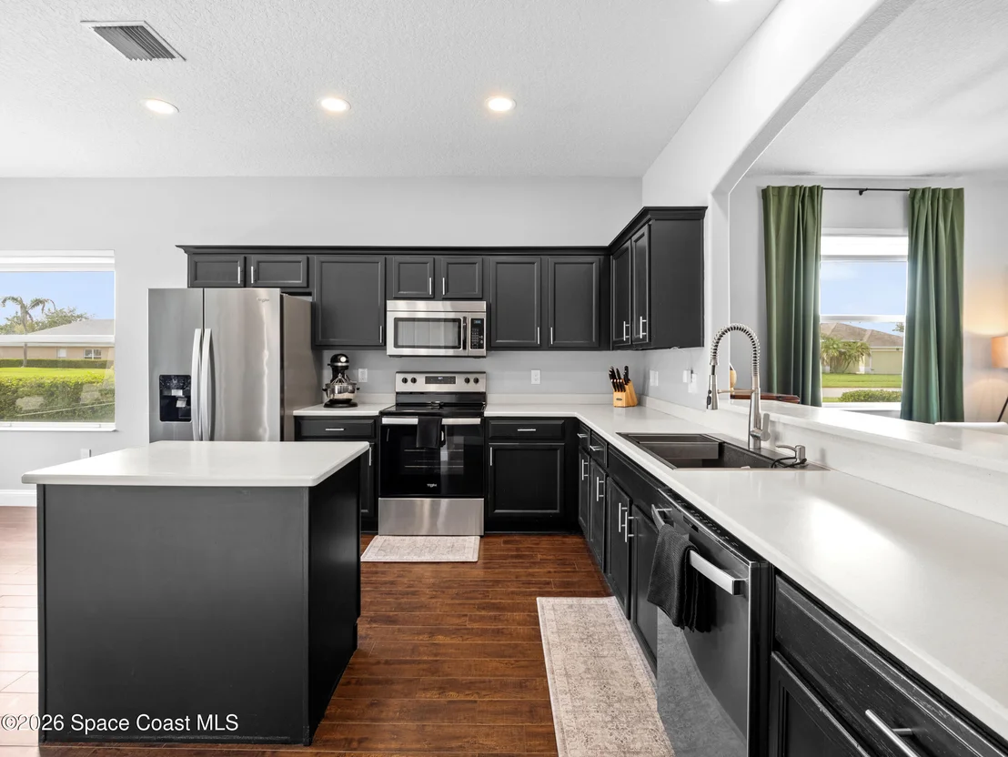 Photo of 1401 Bridgeport Circle