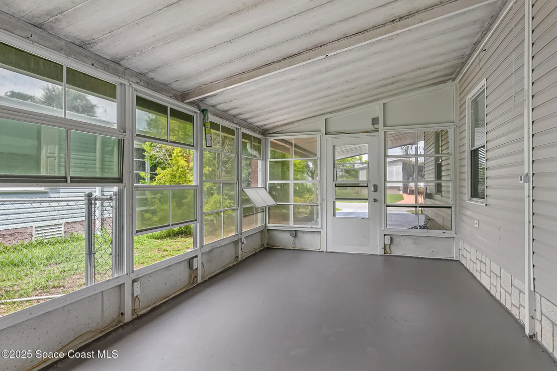 Photo of 555 Marlin Circle