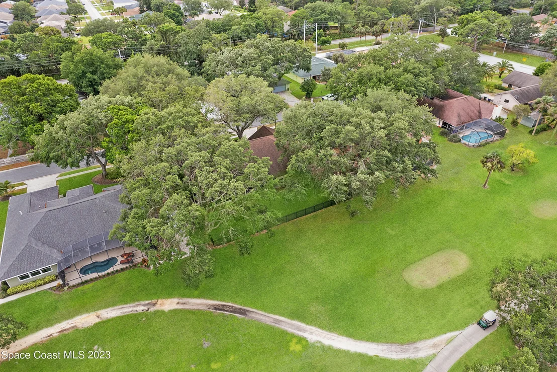 Photo of 1124 Fairlawn Drive