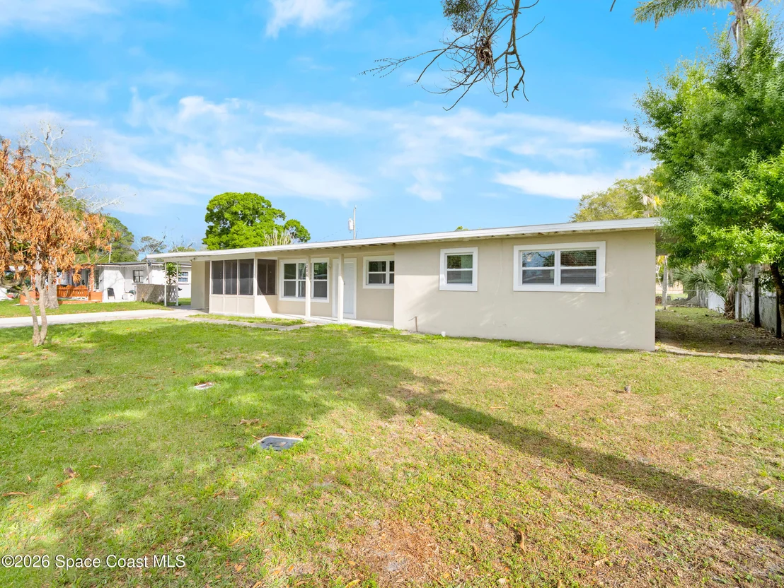 Photo of 1206 Alamanda Lane