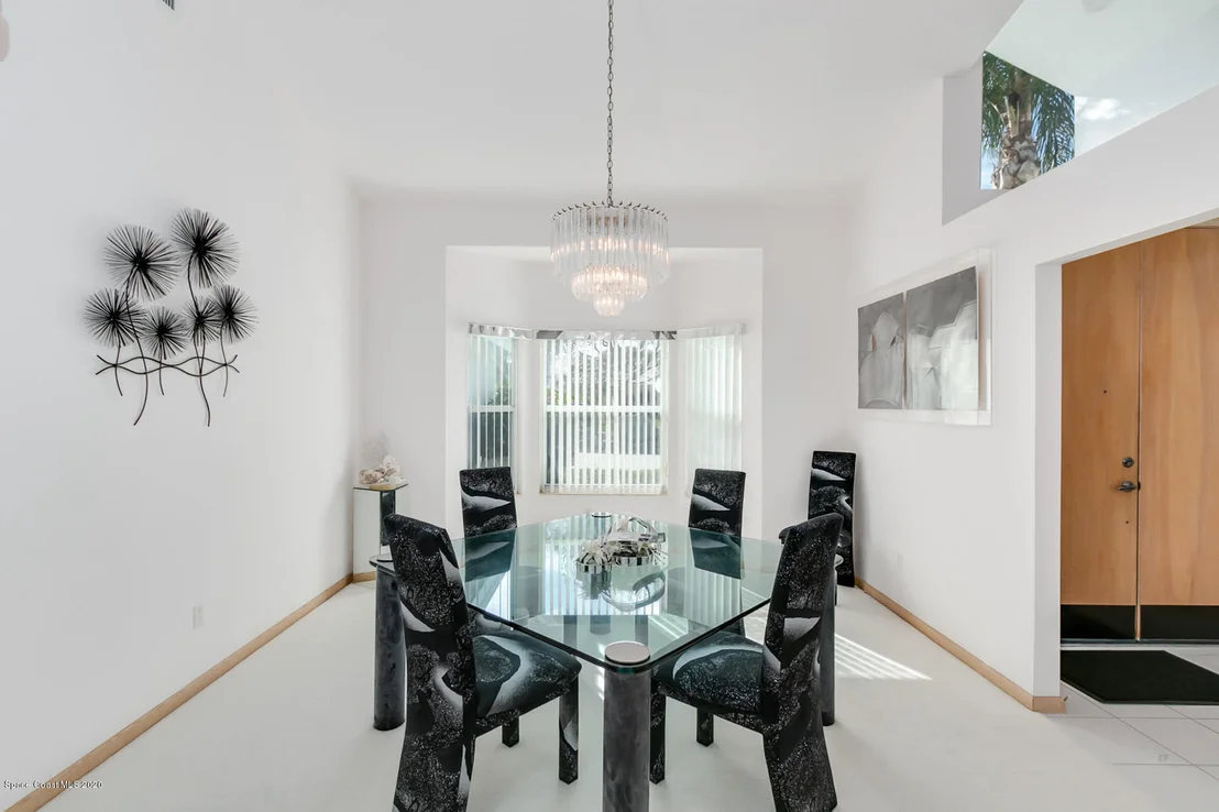 Photo of 582 Sanderling Drive