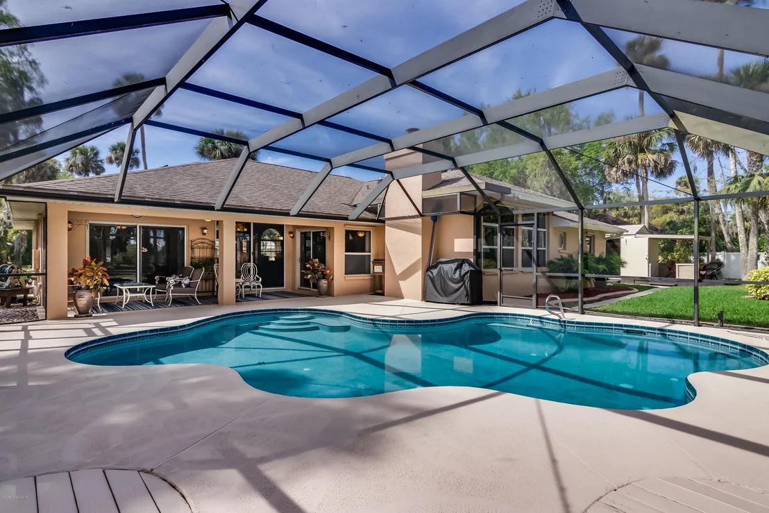 Photo of 777 Seymour Road NE