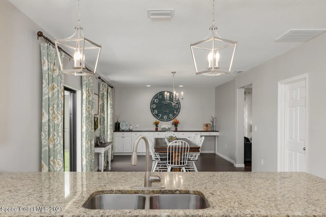 Photo of 739 Fiddleleaf Circle