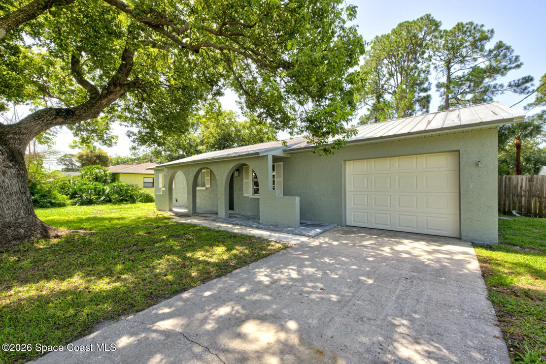 Photo of 5433 Bridge Road