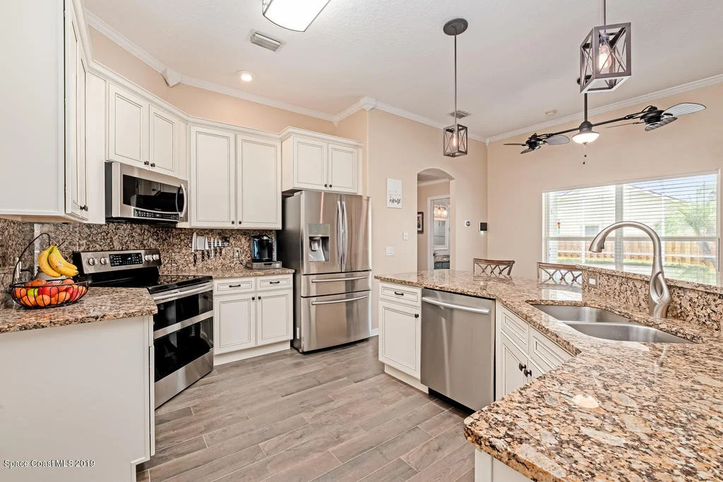 Photo of 1846 Thesy Drive
