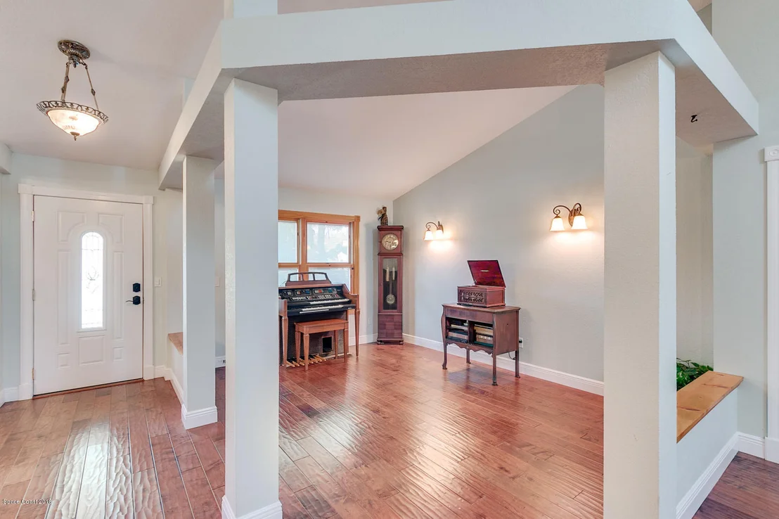 Photo of 625 Sandpiper Circle