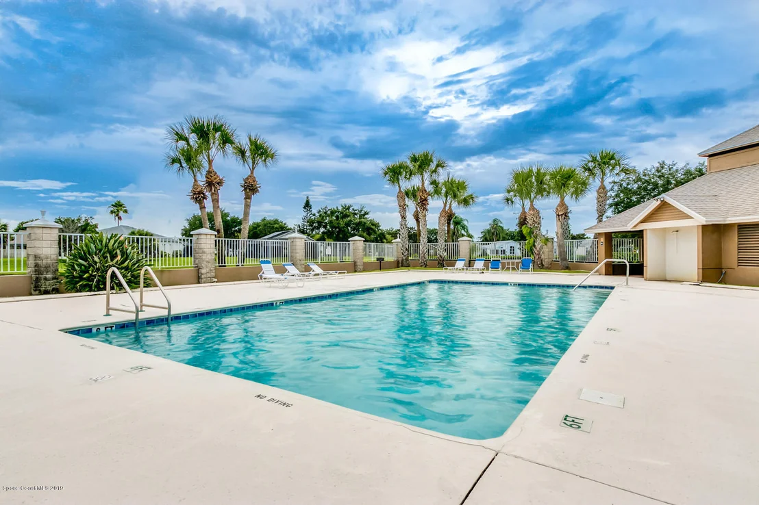 Photo of 6990 Hammock Trace Drive