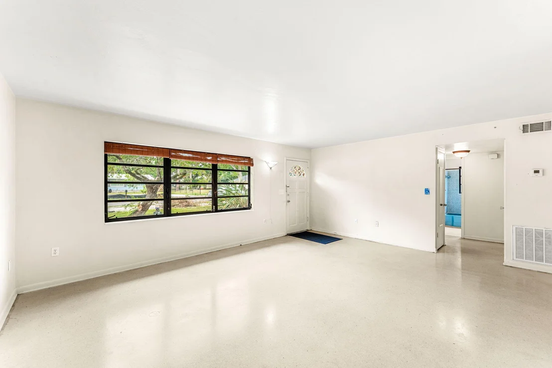 Photo of 367 Stephenson Drive
