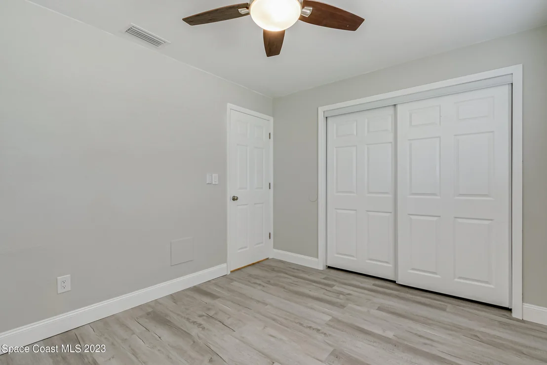 Photo of 1794 Dixon Boulevard