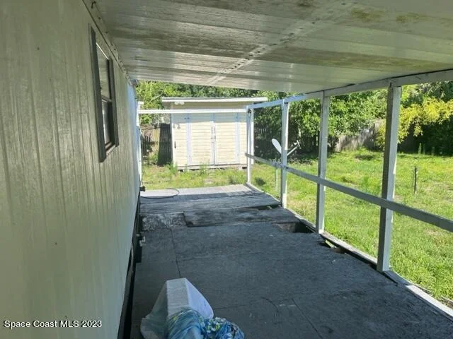 Photo of 565 Vivian Drive