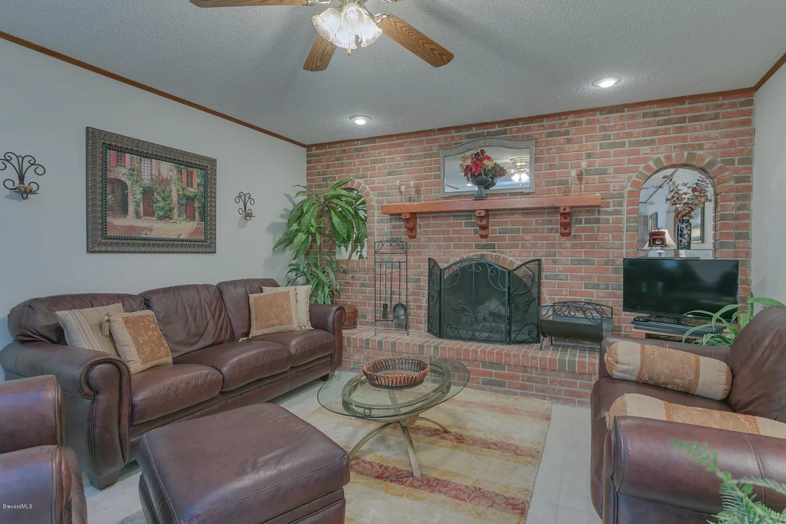 Photo of 2445 Hideaway Lane