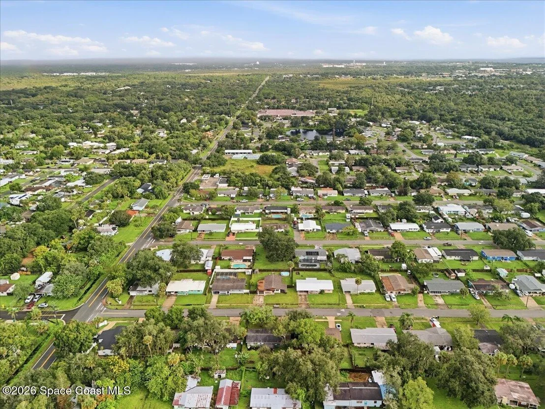 Photo of 2484 Victor Road