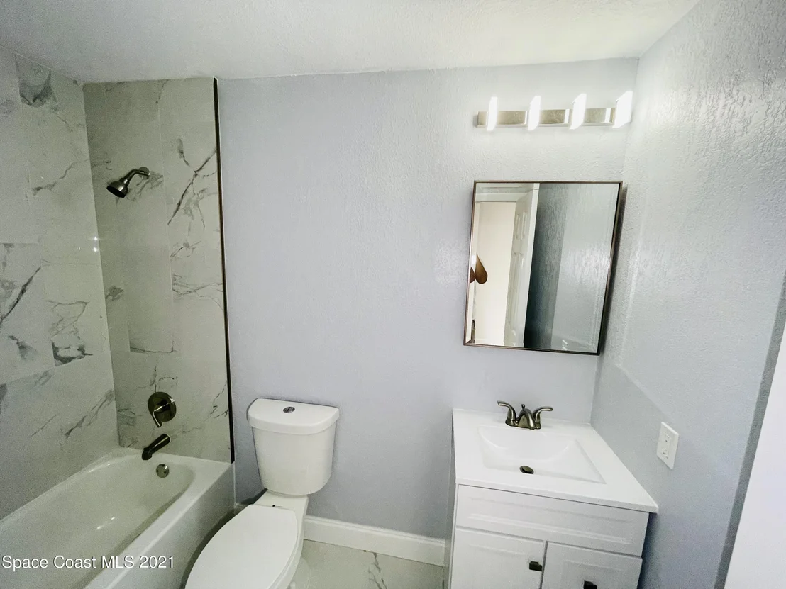 Photo of 996 Nicklaus Drive