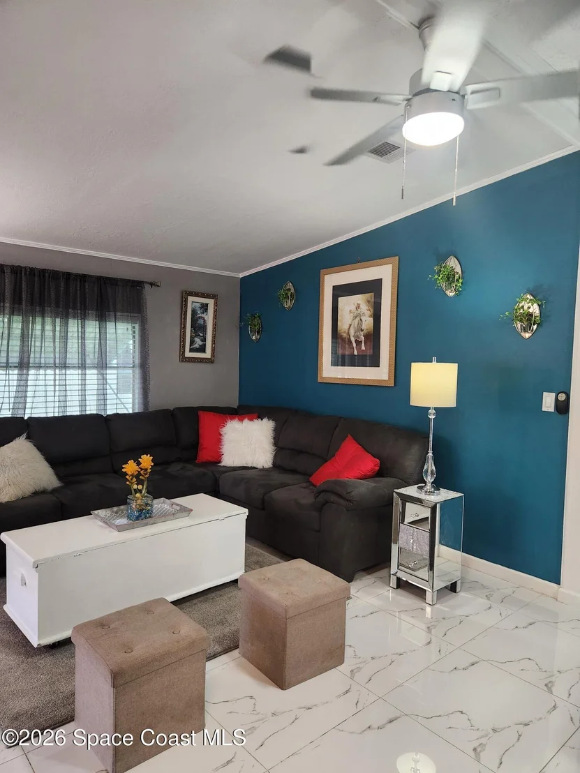 Photo of 2310 Coconut Palm Drive NE