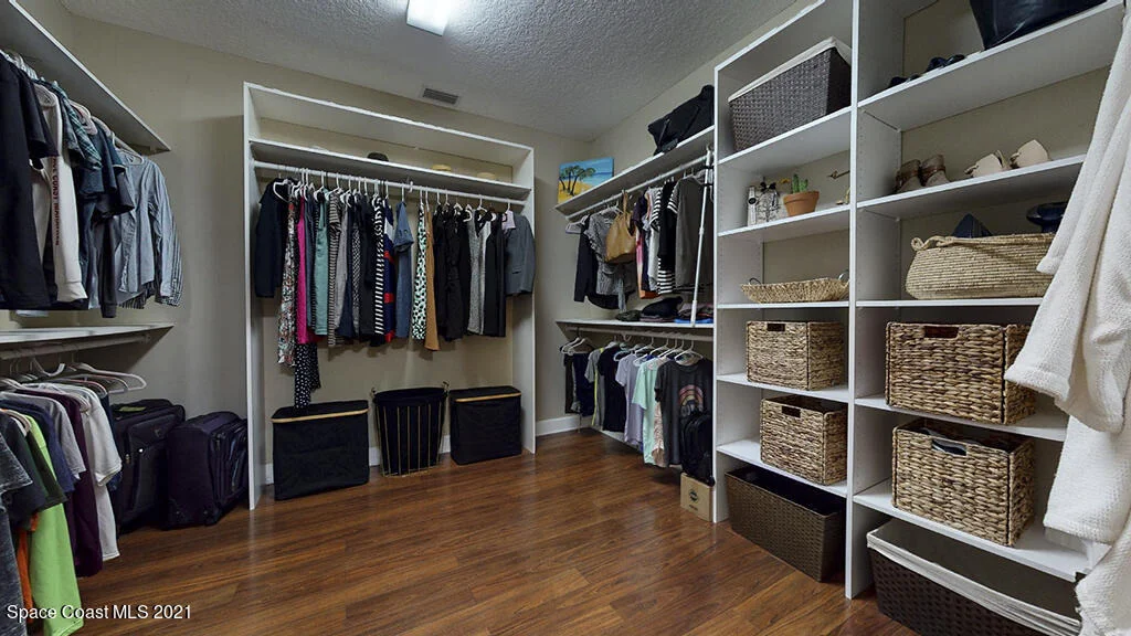 Photo of 5545 Willoughby Drive