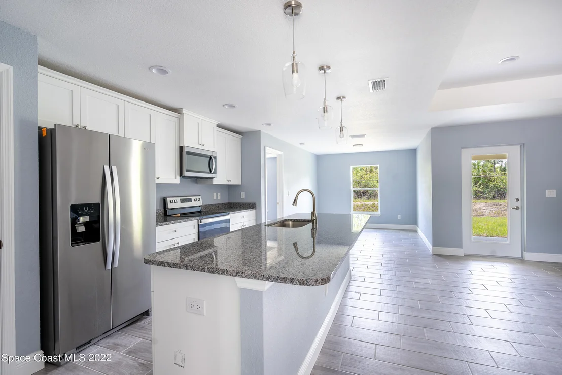 Photo of 3661 Jupiter Boulevard SE