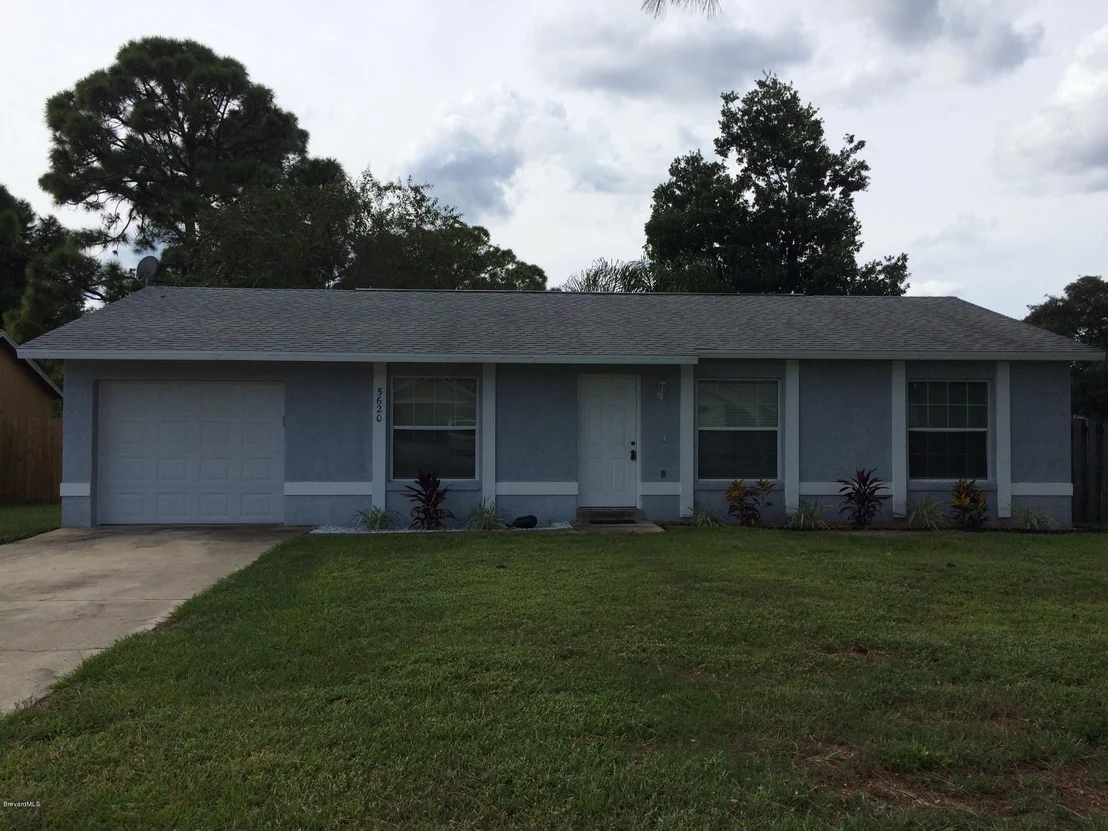 Photo of 5620 Holden Road