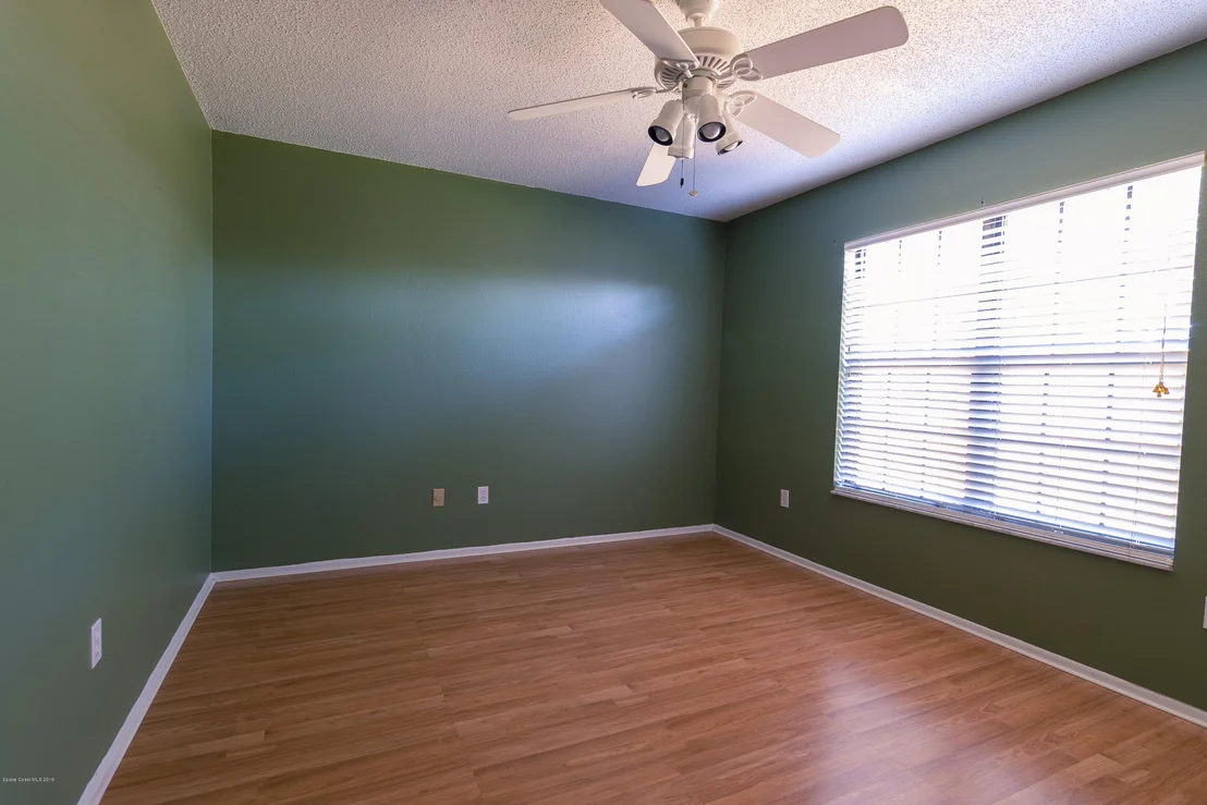 Photo of 949 Ginger Way