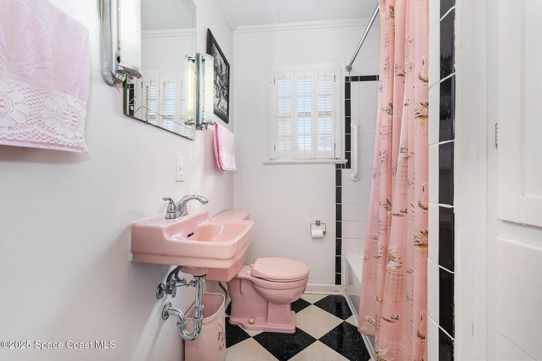 Photo of 101 Barton Avenue