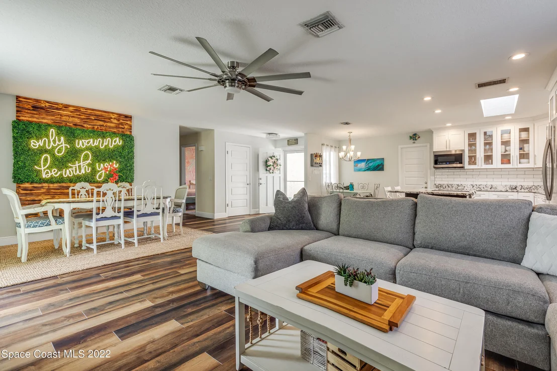 Photo of 310 Seventh Avenue