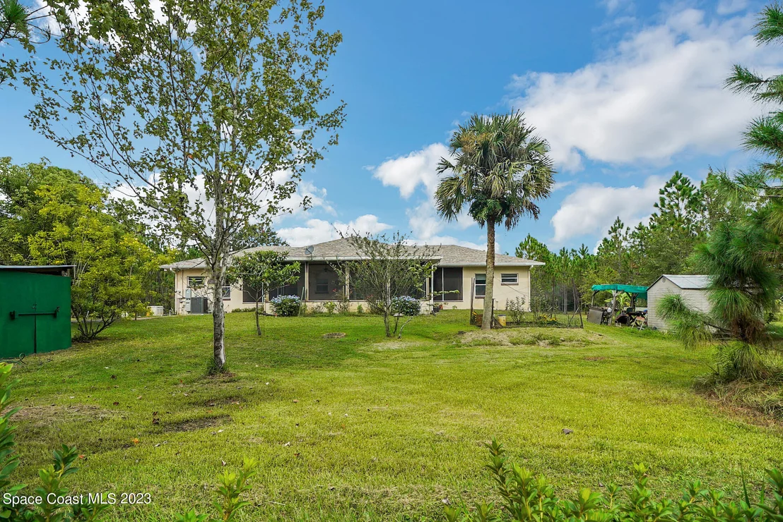Photo of 1001 Shellcracker Road