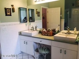 Photo of 881 Shoshone Lane
