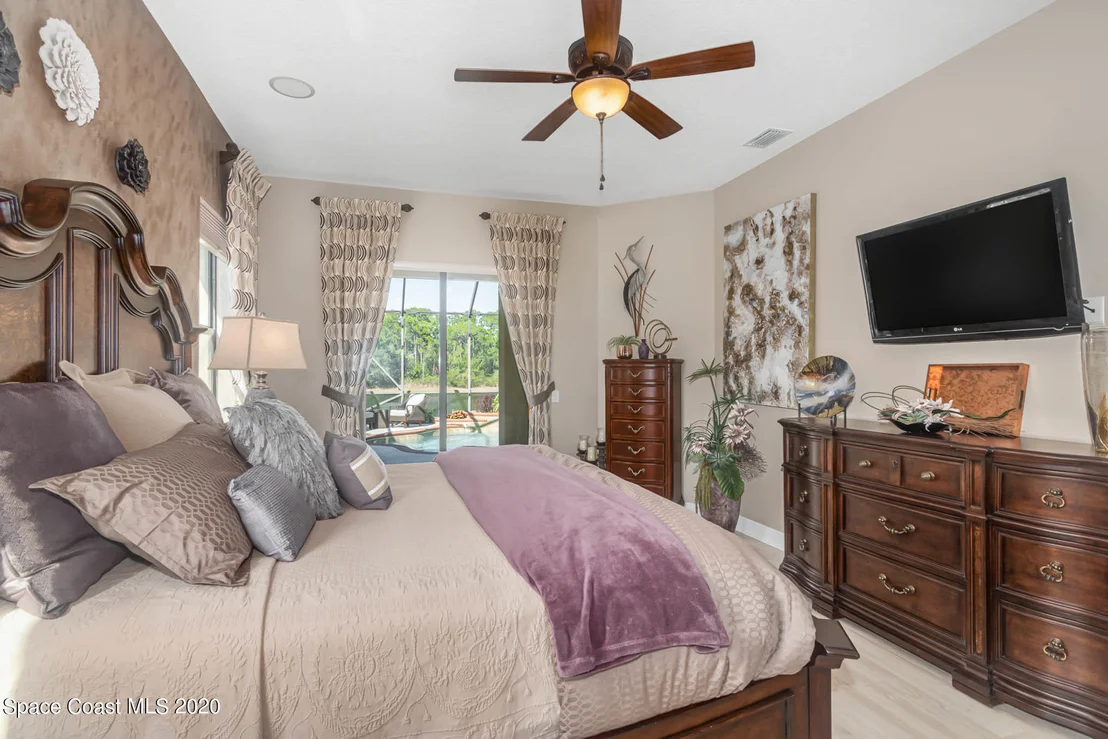 Photo of 1472 Tralee Bay Avenue