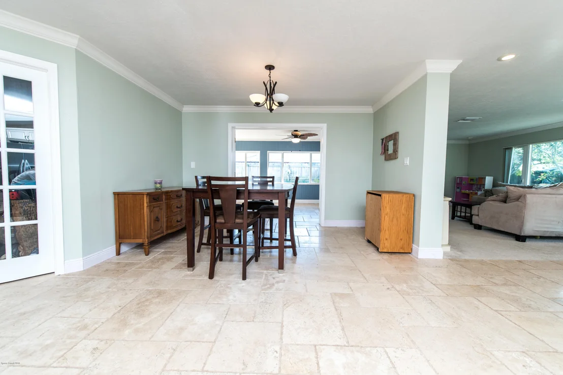 Photo of 32 Riverview Lane