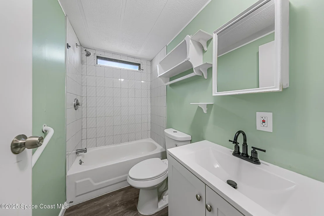 Photo of 555 Marlin Circle