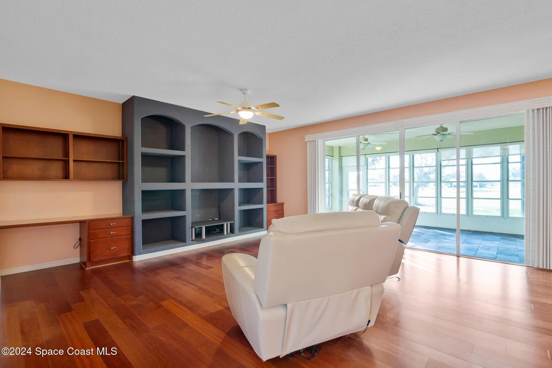 Photo of 4780 Parkstone Drive