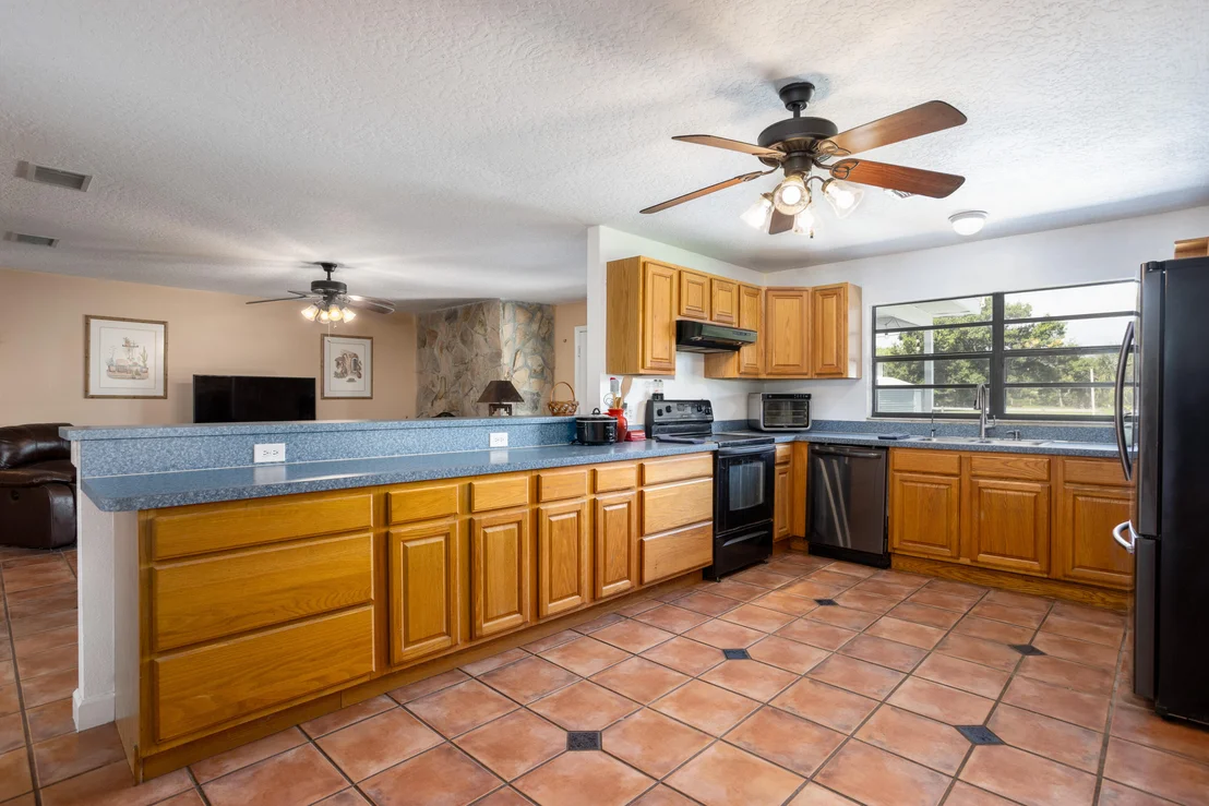 Photo of 1280 Corey Road