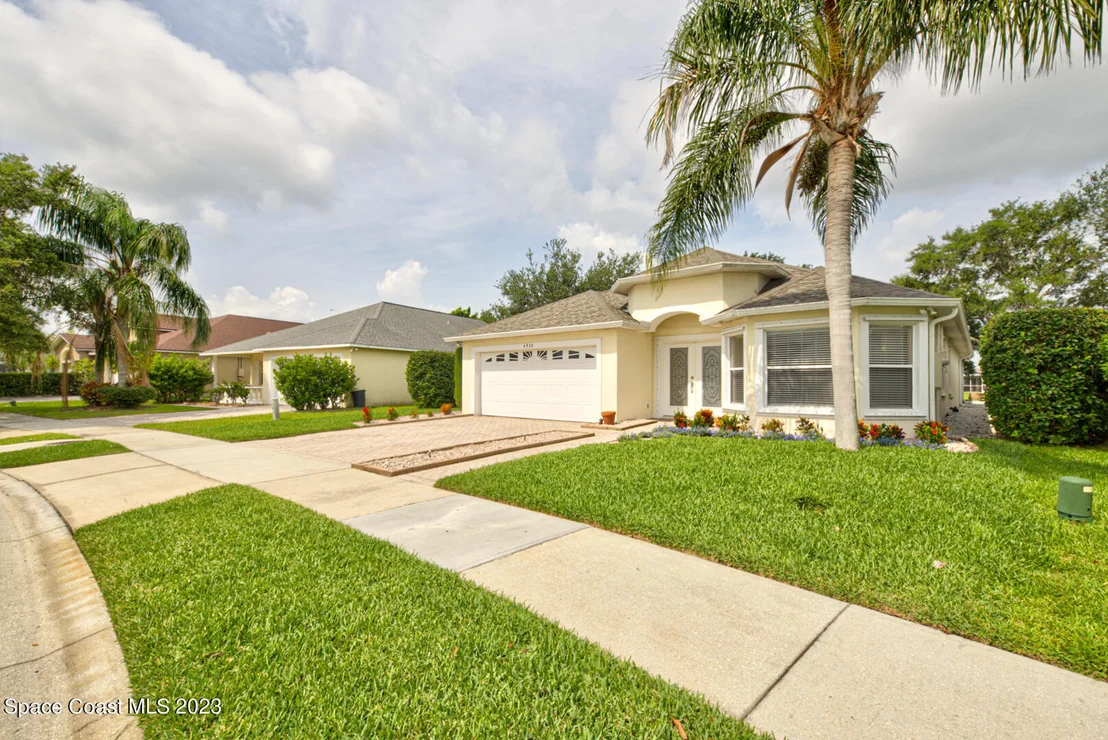 Photo of 4930 Somerville Drive