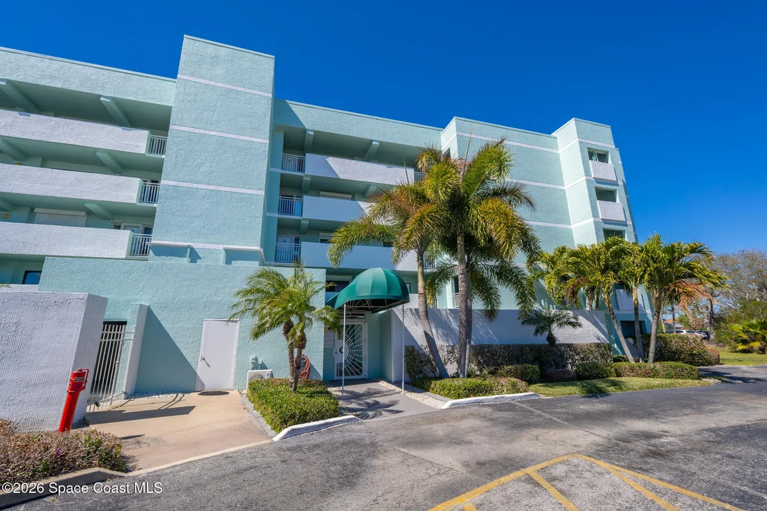 Photo of Unit 2203 at 1750 Commodore Boulevard