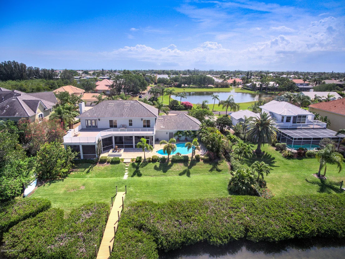 Photo of 298 Lanternback Island Drive