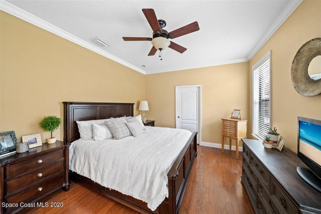 Photo of 1429 Corbett Lane