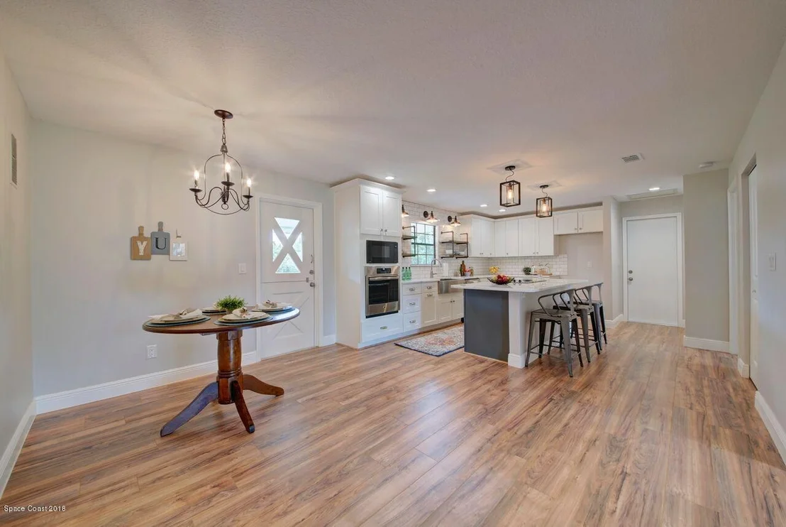 Photo of 2665 Lakehill Road
