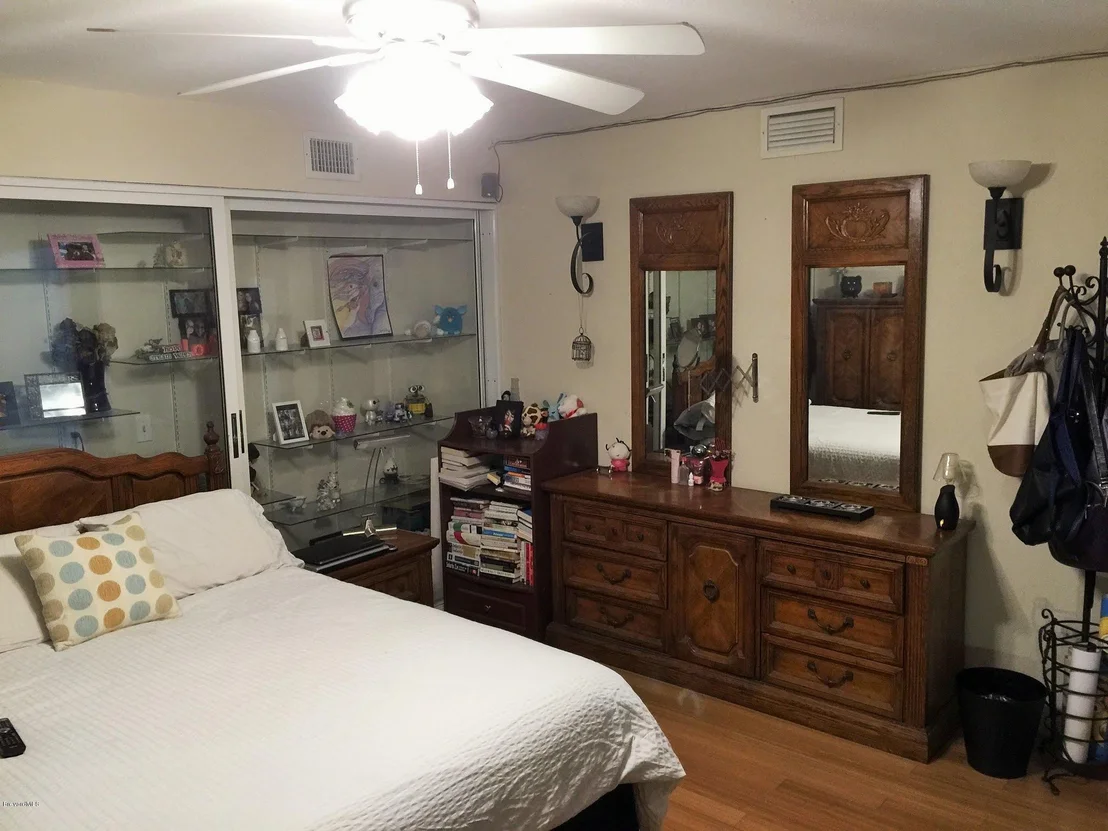 Photo of 385 N Range Road