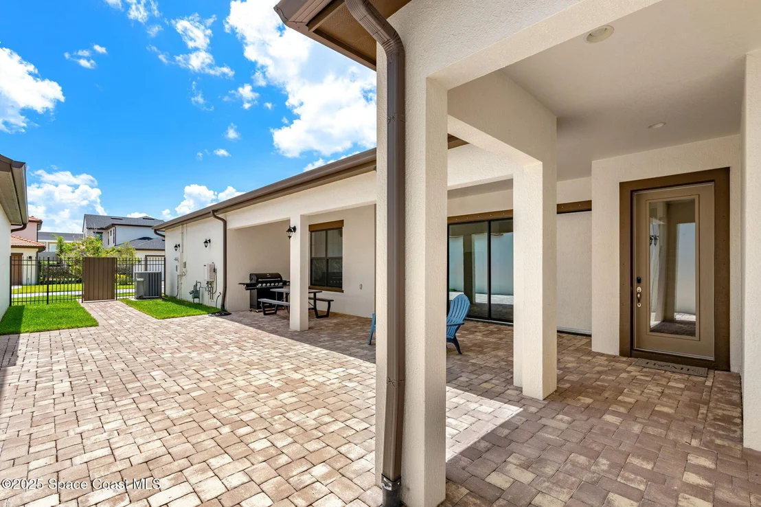 Photo of 2372 Pravny Lane