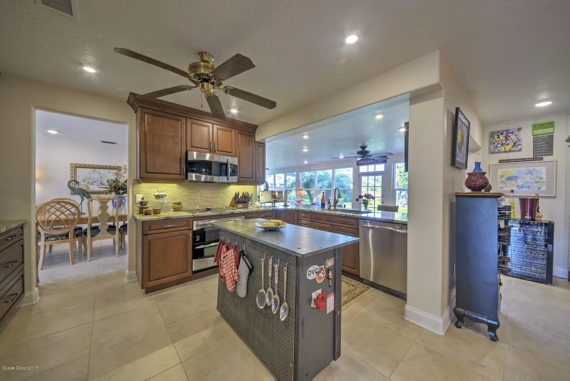 Photo of 346 Brightwaters Drive